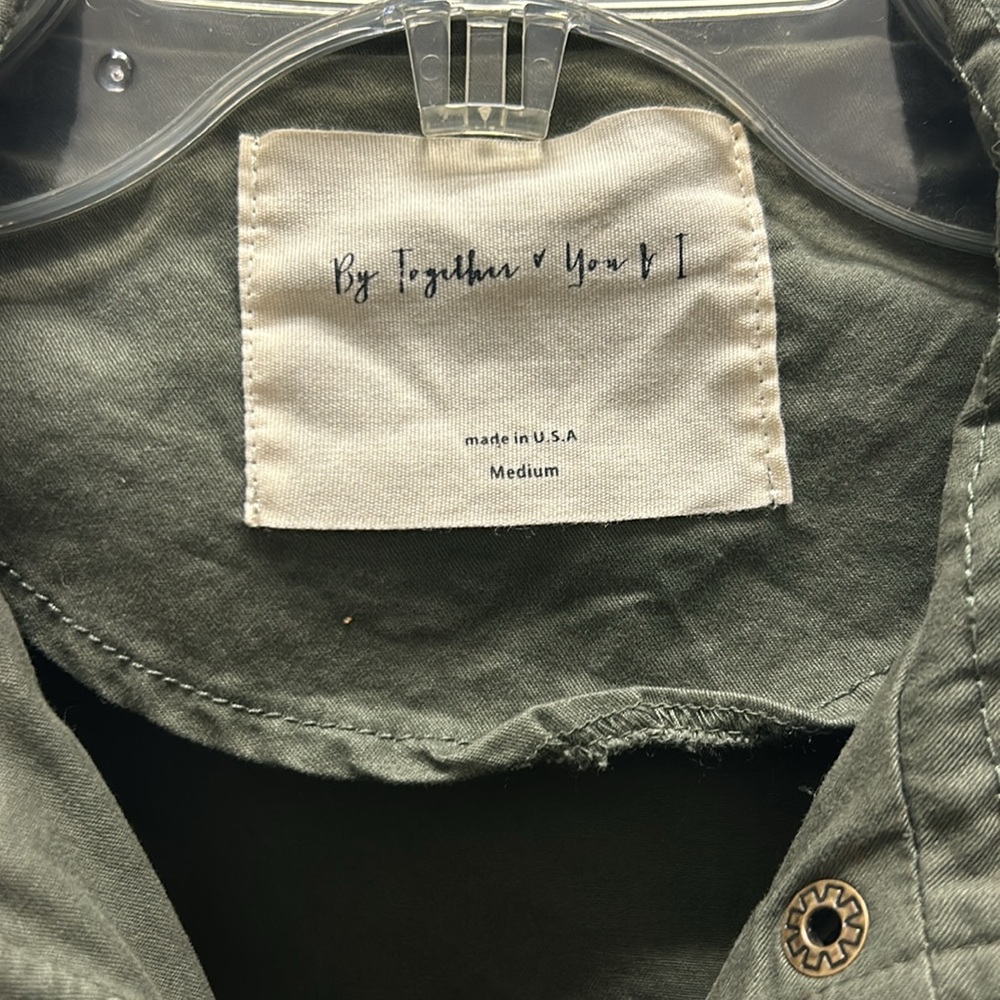 By Together . Olive Green Cotton Jacket Women’s M. Zipper &Snap Closure. View 2